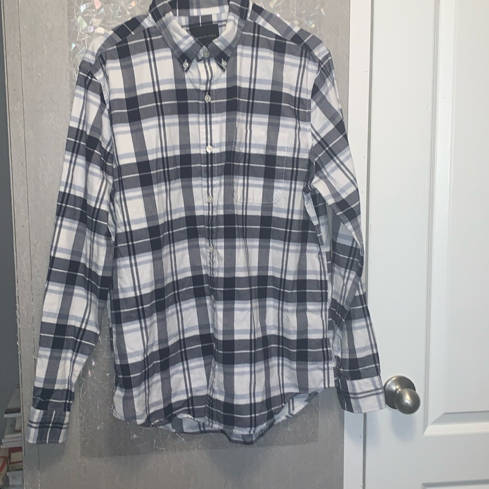 American Eagle Blue and White Casual Button Down Shirt